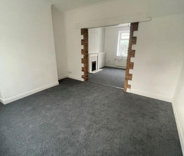 2 bedroom house to rent - Photo 2
