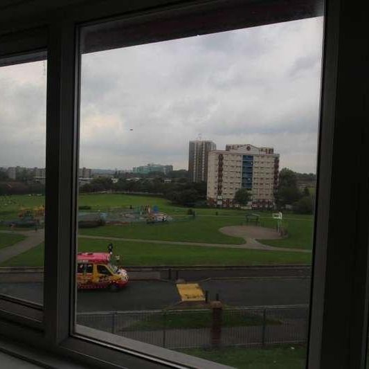 Oxton Way, Leeds, LS9 - Photo 1