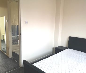 2 Bed End Terrace, Spring Grove Gardens, B18 - Photo 6