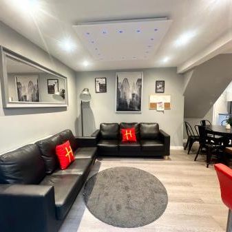 6 Bedroom Student Home - 12 Godden Road, UKC - Photo 1