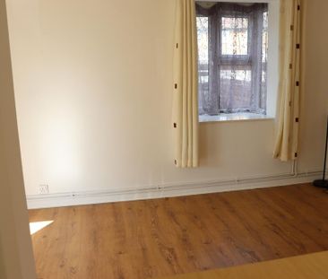 1 bedroom semi-detached house to rent - Photo 4