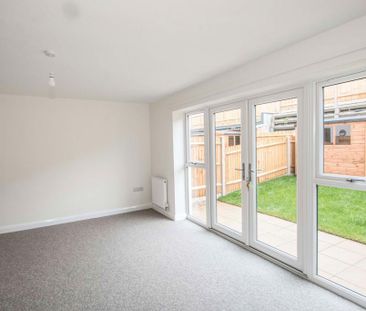 3 bedroom terraced house to rent - Photo 2