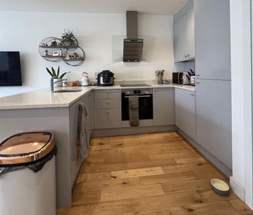 Watford Road, Croxley Green - Photo 1
