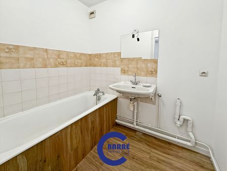 Location Appartement 4 pièces 100m² - Photo 4