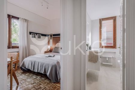 1 bedroom luxury Apartment for rent in Madrid, Spain - Photo 2