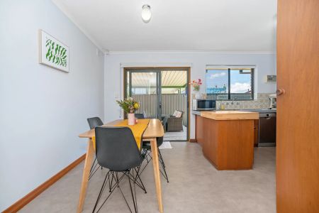 Updated Two Bedroom Unit Only Minutes from Grange Beach - Photo 3