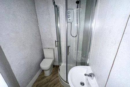 Longroyd Grove - Photo 5