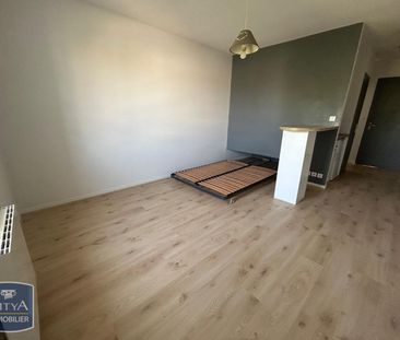 Location Appartement 1 pièce 20m² NIORT 79000 - Photo 2