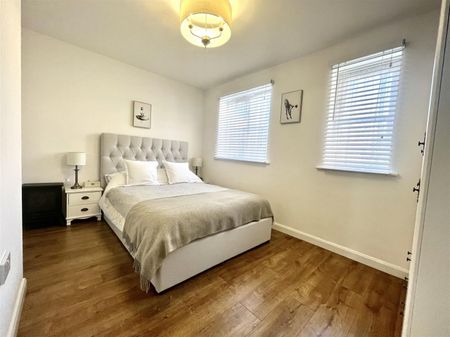 1 Bedroom Apartment - Purpose Built To Let - Photo 4