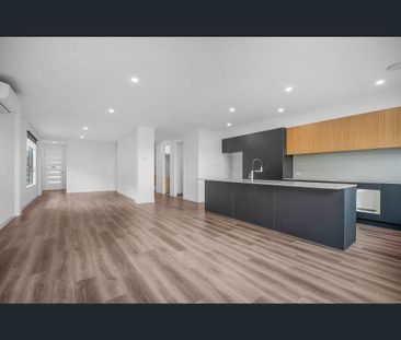 23 Bristlecone St, Sunbury, Vic 3429 - Photo 1