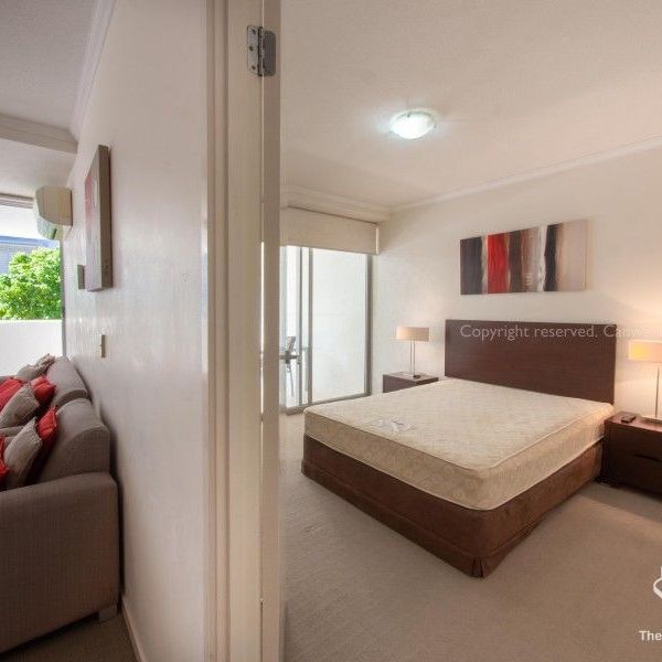 3 bed 2 bath FULLY FURNISHED Apartment at Ciana - Modern, spacious and close to all amenities! - Photo 1