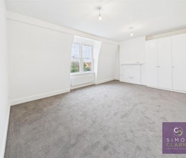 3 bedroom flat to rent - Photo 5