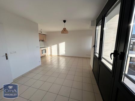 Location Appartement 2 pièces 40m² ST CYR SUR LOIRE 37540 - Photo 2