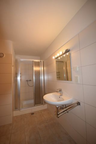 "BERGHEIM - Große helle 3,5 Zimmer Wohnung mit Loggia nähe Lokalbahnhaltestelle" - Photo 4