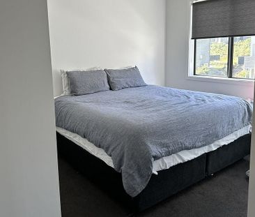 Sunny new home in Whitby is now available! - Photo 6