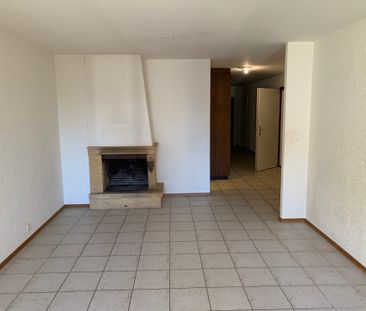 APPARTEMENT PROCHE DE TOUTES LES COMMODITES AVEC BALCON ET CHEMINEE - Foto 4