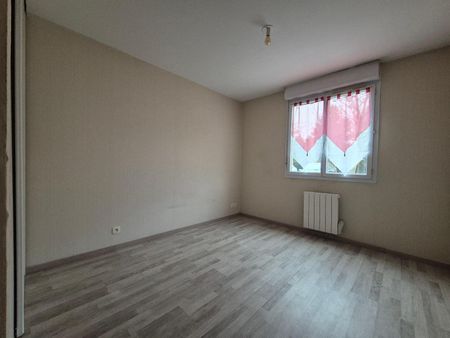 Location Appartement 3 pièces 53m² MACON 71000 - Photo 3