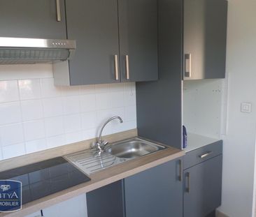 Location Appartement 2 pièces 46m² HENIN BEAUMONT 62110 - Photo 3