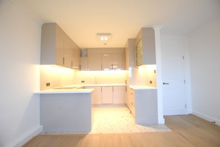 Wellington Road, NW8, London - Photo 4