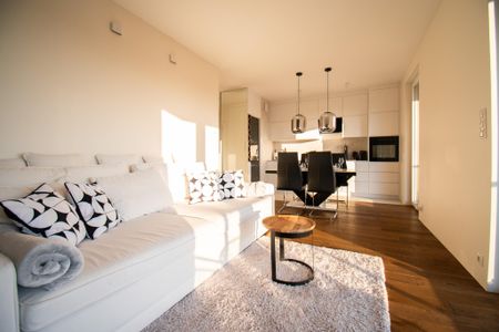 Poznań, Centrum ul. Na Podgórniku - Фото 3