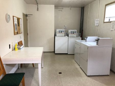 2-Bedroom apartment (Powell River) 55+ age - Photo 3