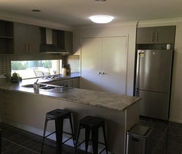 4 Bedroom house in Seven Creeks Estate - Photo 5