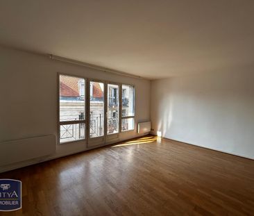 Location Appartement 3 pièces 90m² LILLE 59000 - Photo 4