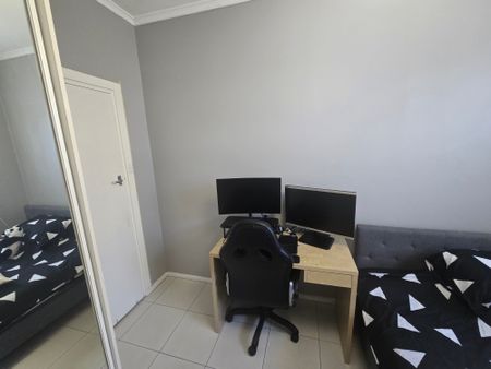 Plympton Park - Photo 2