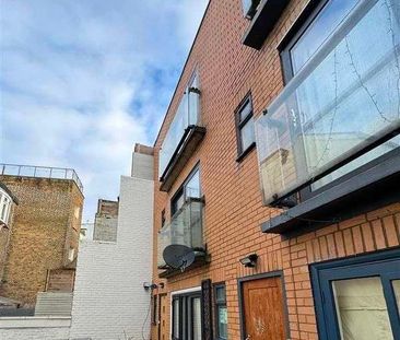Fortune Green Road, London, NW6 - Photo 2