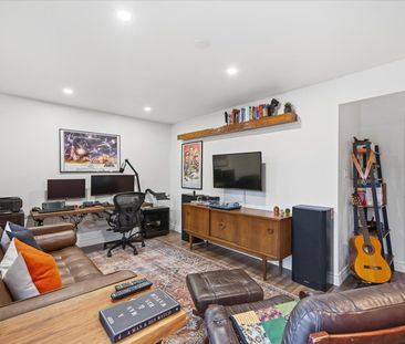 For Lease - 98 North Street, Georgina, Ontario - Photo 1