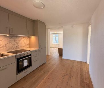 Gemütliche 3.5-Zimmer-Wohnung mit Balkon an zentraler Lage in Roman... - Foto 6