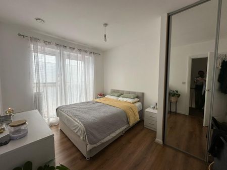 3 bedroom terraced house to rent - Photo 3