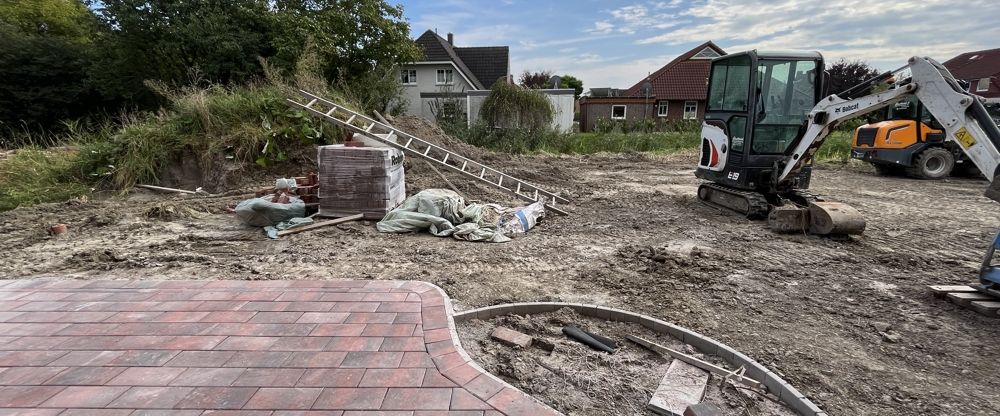 Neubauwohnung im Erdgeschoss mit großer Garage und Garten - Foto 1