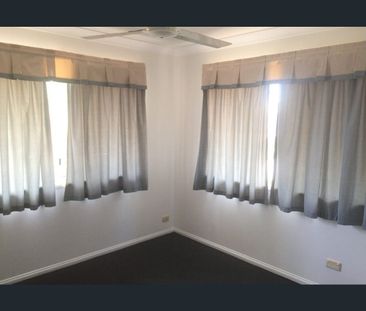 3/16 Stenlake Avenue, Kawana, Qld 4701 - Photo 4