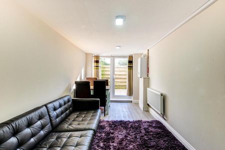 1 bedroom house to rent - Photo 2