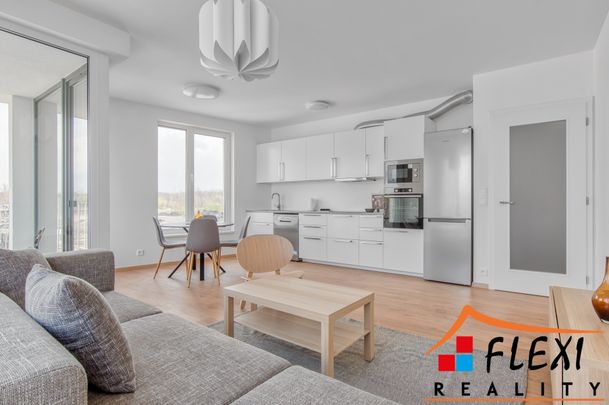Pronájem bytu 2+kk 59 m² - Fotografie 1