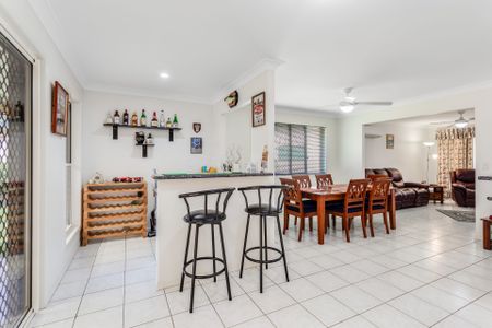 Alambi Court Charm with Endless Space - Photo 5