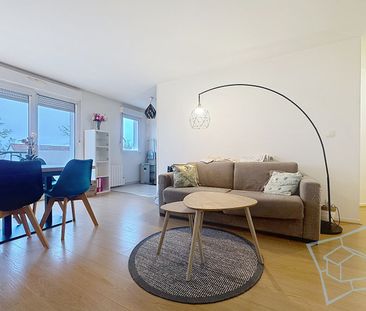 APPARTEMENT VOISINS LE BRETONNEUX - 2 pièce(s) - 47.88 m2 - Photo 2