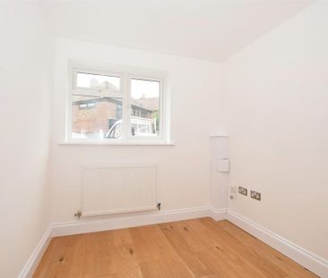 5 bedroom detached house to rent - Photo 6