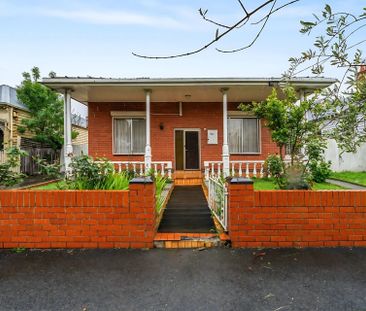 54 Roseberry Street, Ascot Vale VIC 3032 - House For Rent | Domain - Photo 5