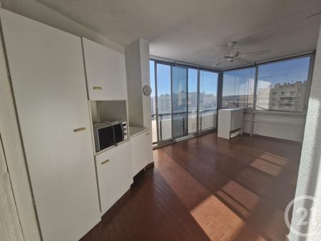 Location Appartement 4 pièces 103m² TOULON 83000 - Photo 2