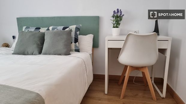 malaga, Andalusia 29008 - Photo 1