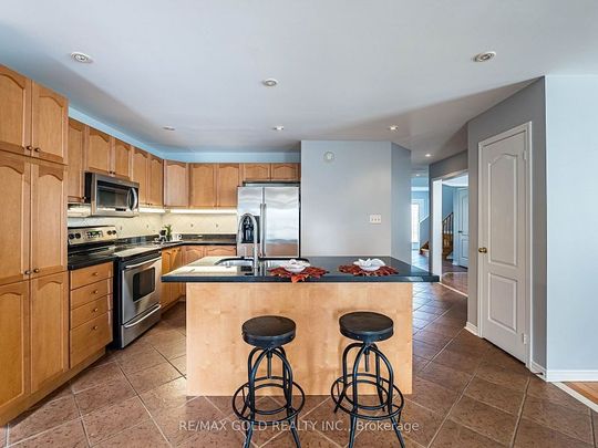 For Lease - 87 Buick Boulevard, Brampton, Ontario - Photo 1