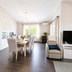 1 room apartment of 95m² in Laval - Photo 2