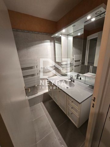 Location Appartement 2 pièces 59m² AUTUN 71400 - Photo 5