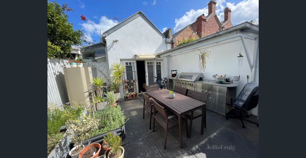 Three Bedroom Inner City Victorian Charm - Photo 1