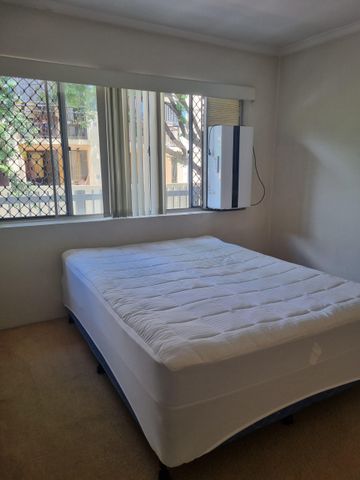 4/113 Sir Fred Schonell Drive, St Lucia, QLD 4067 - Photo 4