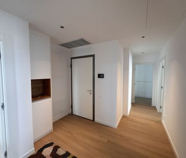 4-Room Apartment for Rent // Up-site // Parking Included // Spa - Photo 1
