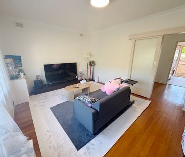 Charming Simplicity meets Unbeatable Location - Photo 1