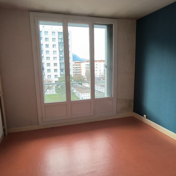 Appartement - 4 pièces - 65,29 m² - Échirolles - Photo 1